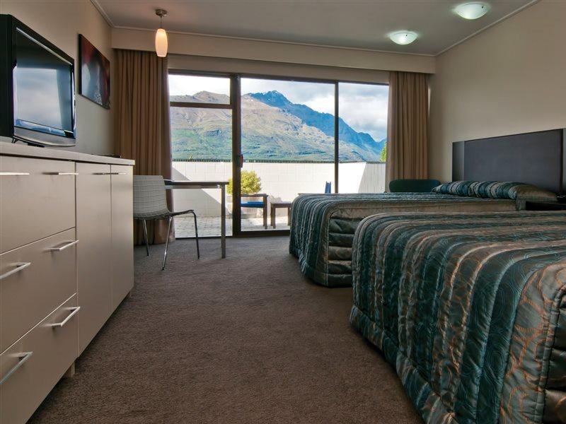 Copthorne Hotel & Apartments Queenstown Lakeview מראה חיצוני תמונה