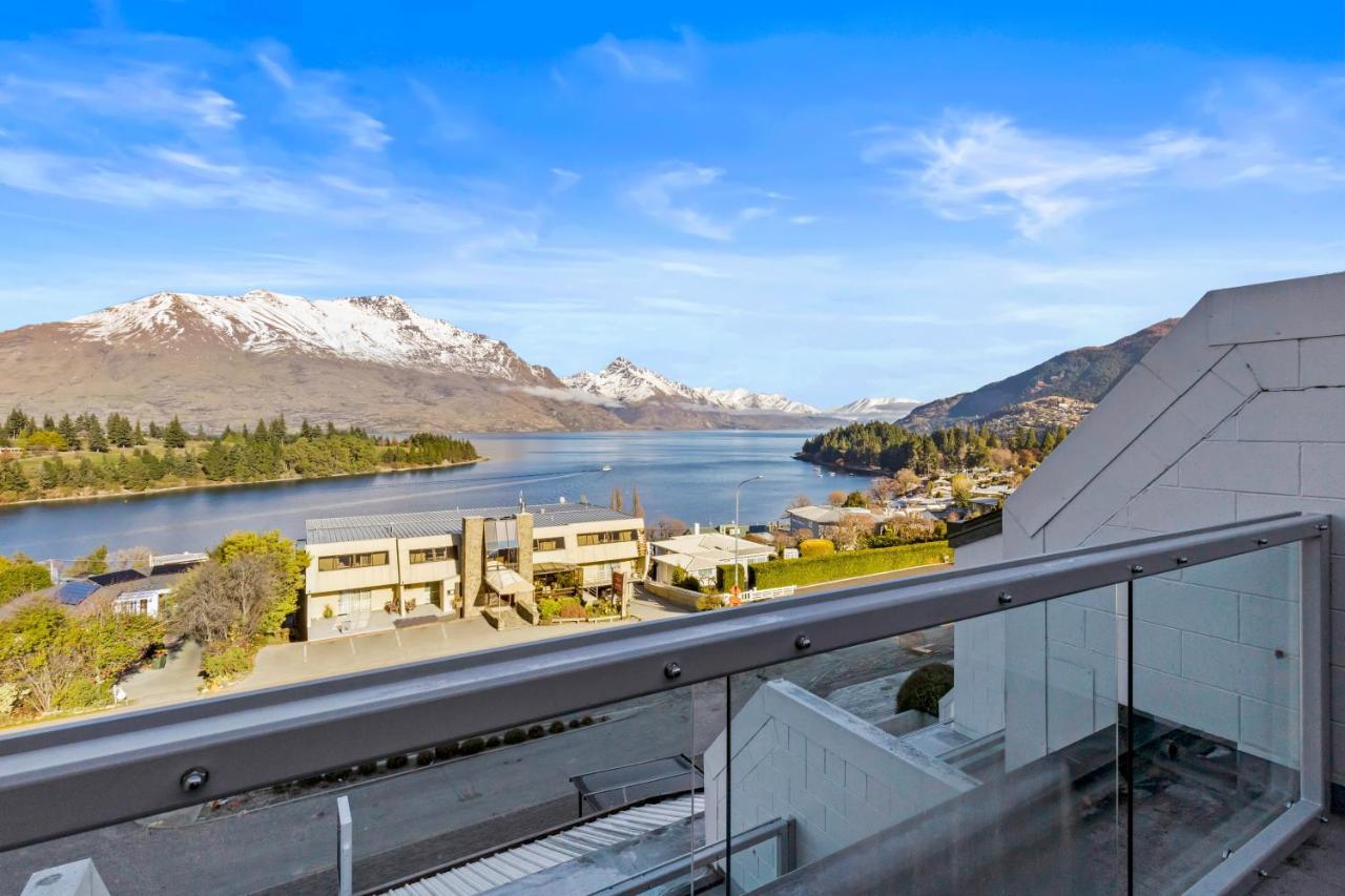 Copthorne Hotel & Apartments Queenstown Lakeview מראה חיצוני תמונה